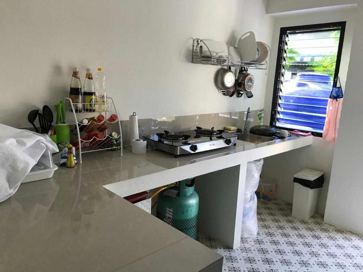 Baan Ploy In (Adults Only) Hostel เชียงใหม่ ภายนอก รูปภาพ