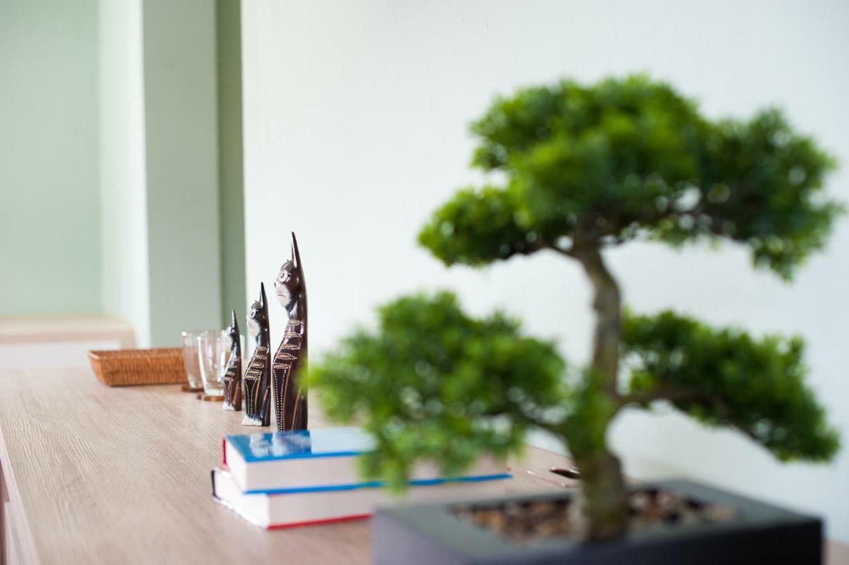 Baan Ploy In (Adults Only) Hostel เชียงใหม่ ภายนอก รูปภาพ