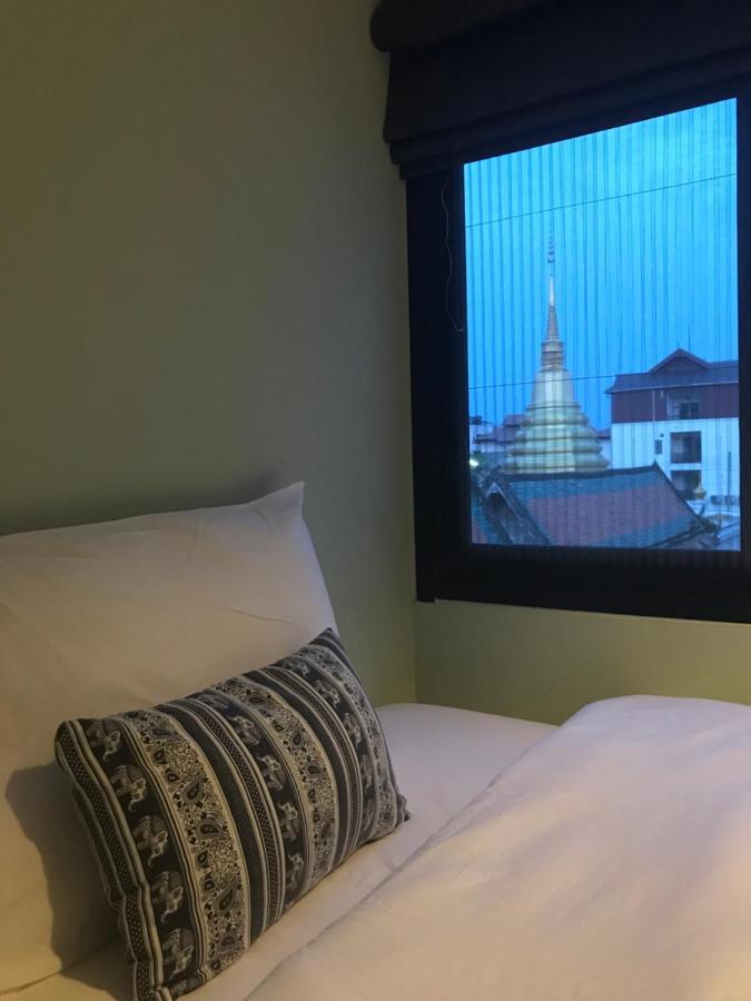Baan Ploy In (Adults Only) Hostel เชียงใหม่ ภายนอก รูปภาพ